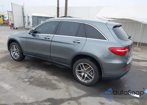 2018 Mercedes-Benz Glc 300 4Matic z USA, uszkodzony, nr VIN WDC0G4KB3JV044526